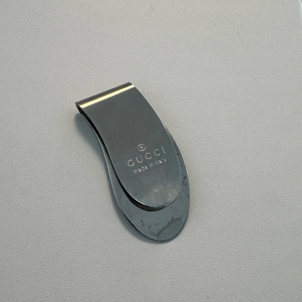Gucci Pre Owned Metal Silver Money Clip.